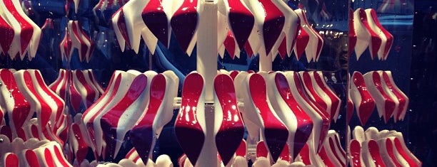 Christian Louboutin is one of Pelin -さんのお気に入りスポット.