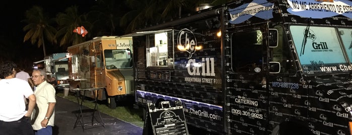 Food Truck @ Haulover Marina is one of Miami.