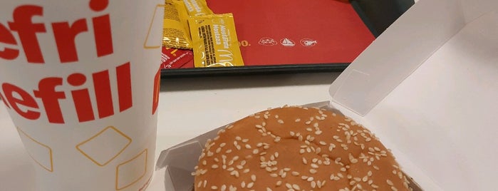 McDonald's is one of Fast Food em Petrópolis.