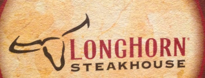 LongHorn Steakhouse is one of Locais curtidos por Dan.