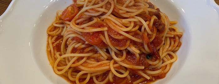 Jolly-Pasta is one of きんモザの聖地.