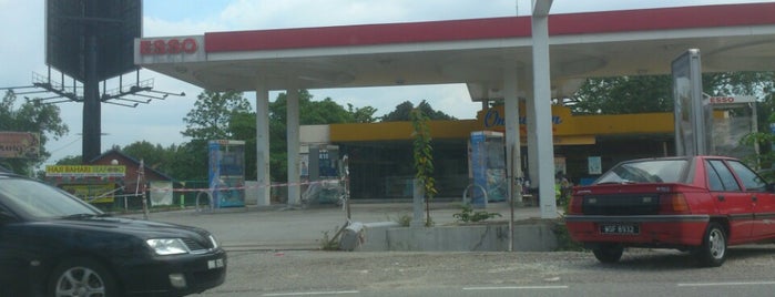 Esso Sri Gombak is one of Gas/Fuel Stations,MY #9.