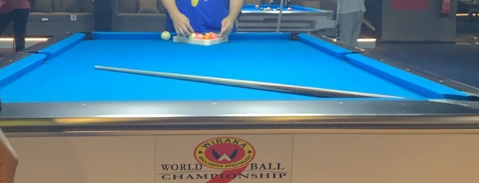 CUE NINE billiard Club is one of Tempat yang Disukai Eng..