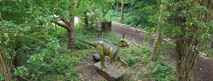 Gulliver's Dinosaur & Farm Park is one of UK theme parks.