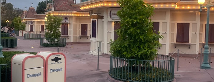 Esplanade & Ticket Booths is one of Disneyland.