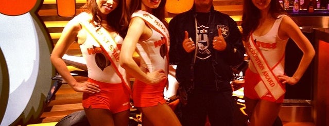 HOOTERS is one of fujiさんの保存済みスポット.