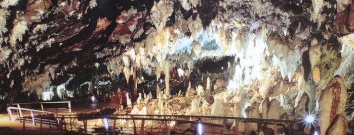 Cueva El Soplao is one of สถานที่ที่ Mym ถูกใจ.