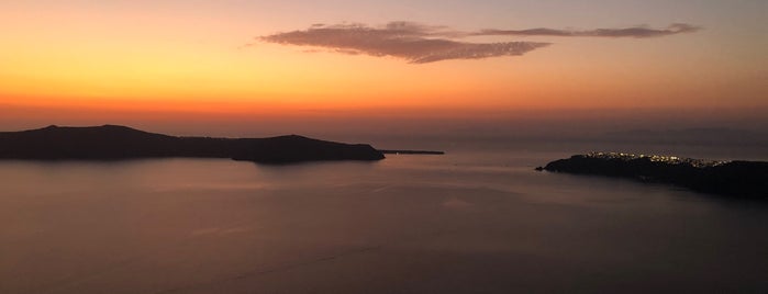 Skaros Fish Restaurant is one of Santorini.