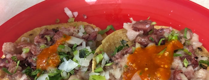 Tacos el Tio is one of Tempat yang Disukai Francisco.