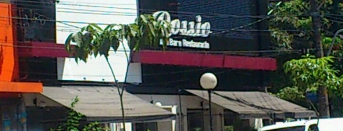 Rossio - Bar e Pizzaria is one of Tempat yang Disukai Patricia.