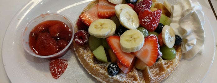 Breakfast Room is one of Toronto breakfasts to try.