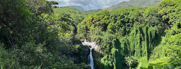 Makahiku Falls is one of Maui, Hawaii.