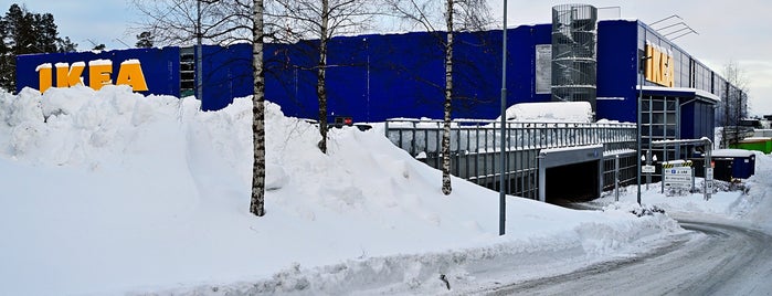 IKEA is one of Orte, die Guro gefallen.