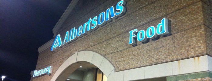 Albertsons is one of สถานที่ที่ Oscar ถูกใจ.