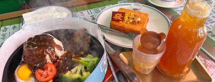 Mabu Hong Kong Cafe is one of NYC Ethnic Food.