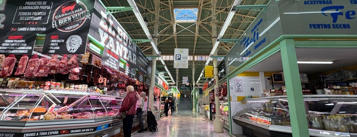 Mercado El Fontán is one of Oviedo and around in Family.