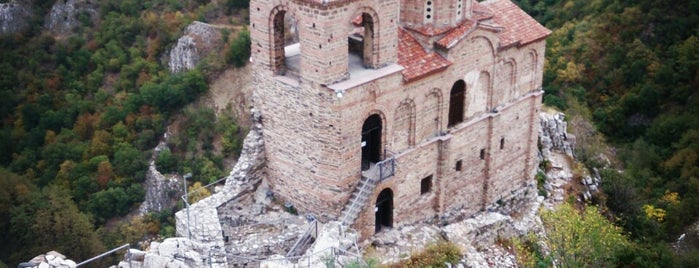 Асенова Крепост (Asen's Fortress) is one of Lugares favoritos de Aylinche.