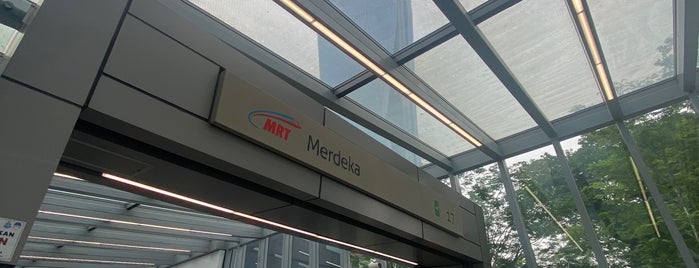 RapidKL Merdeka (KG17) MRT Station is one of MRT KG Line.