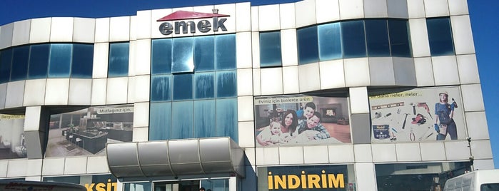 Emek Yapı Market is one of สถานที่ที่ Aylinche ถูกใจ.