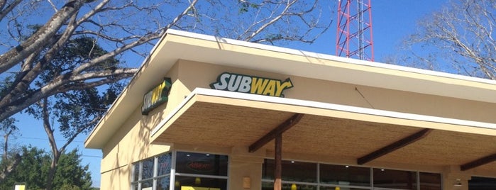 Subway Limonal is one of Lieux qui ont plu à Eyleen.