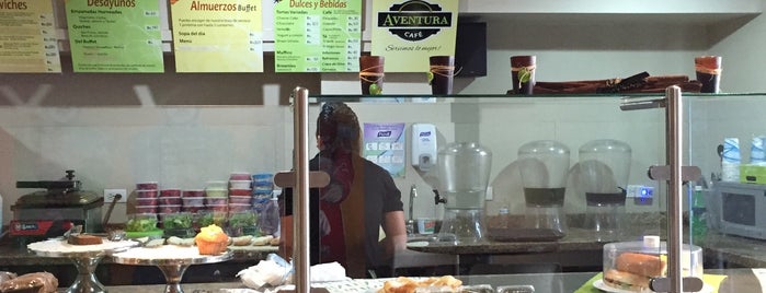 Aventura Cafe is one of Los mejores para comer.