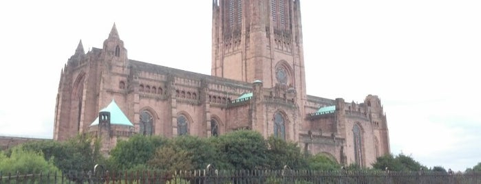 Liverpool Cathedral is one of Liverpool Marathon!.