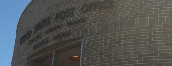 US Post Office is one of Posti che sono piaciuti a Noemi.