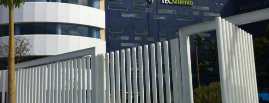 Universidad Tecmilenio is one of Orte, die Armando gefallen.