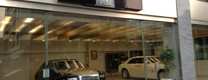 Rolls Royce is one of Locais curtidos por Shiraz.