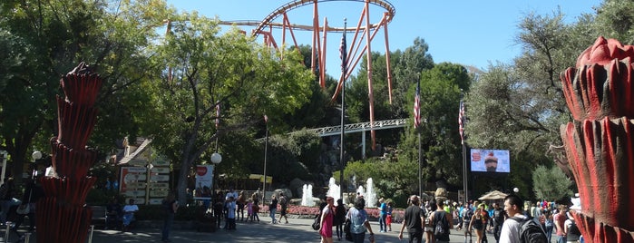 Six Flags Magic Mountain is one of LA Area places to go: Attractions.