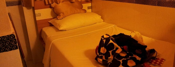 Comfort Lodge Hong Kong is one of Sleeping around the world.