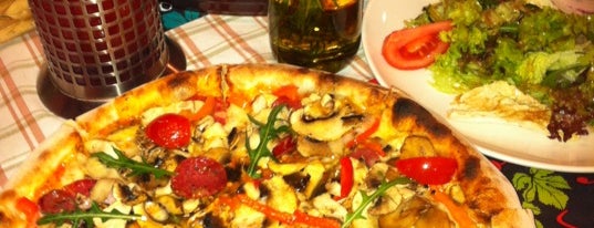 Olio Pizza is one of Katja : понравившиеся места.