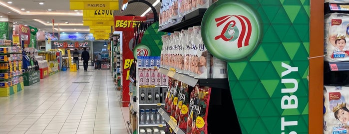 Lulu Hypermarket is one of Nin'in Beğendiği Mekanlar.