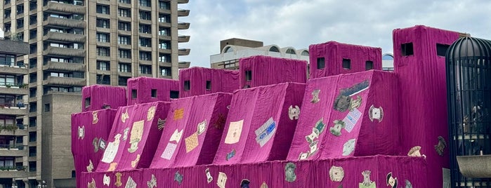 Barbican Garden is one of London.