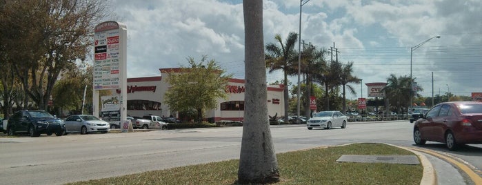 CVS Pharmacy is one of Lugares favoritos de @itsnova.