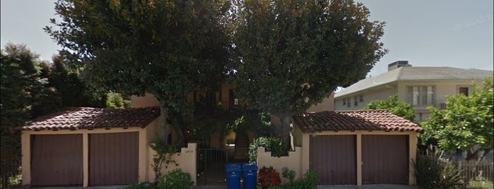 Melrose Place Complex is one of Movie and tv locations.