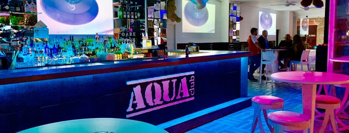AQUA Club is one of สถานที่ที่ Felix ถูกใจ.