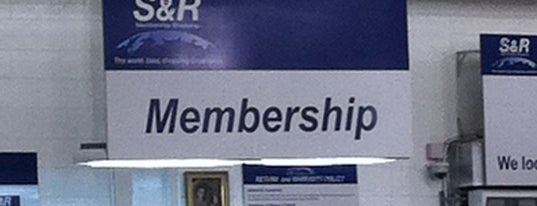 S&R Membership Shopping is one of Gespeicherte Orte von Kimmie.