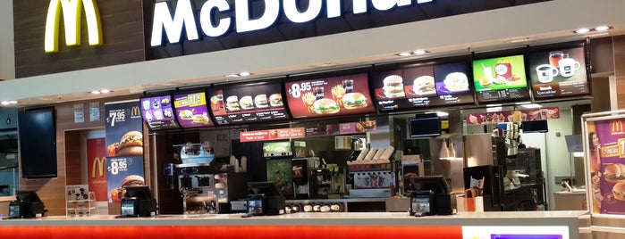 McDonald's is one of สถานที่ที่ TnCr ถูกใจ.