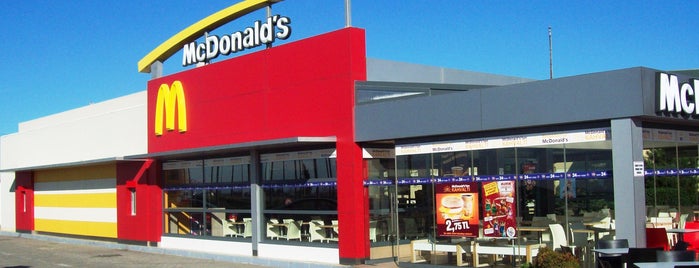 McDonald's is one of Lugares favoritos de Ismail.