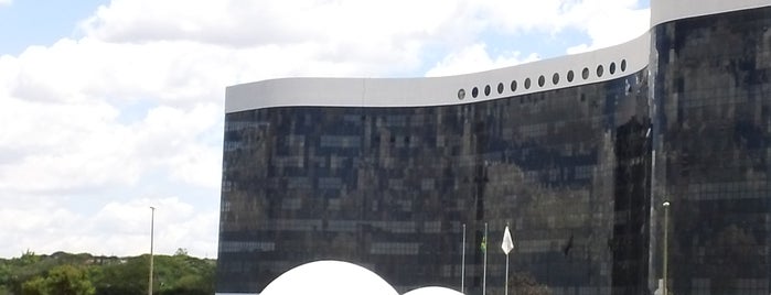 Tribunal Superior Eleitoral (TSE) is one of Pontos Turísticos de Brasília.