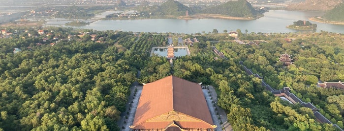 Tượng Phật Di Lặc is one of Ninh Binh.
