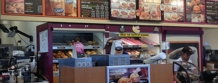 Dunkin' is one of Maria’s Liked Places.
