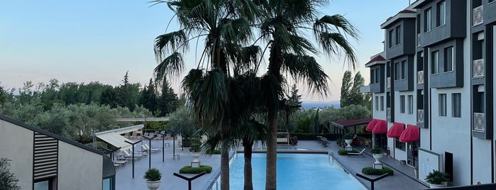 Ramada Resort Kazdağları Thermal & Spa is one of สถานที่ที่ Çağla ถูกใจ.