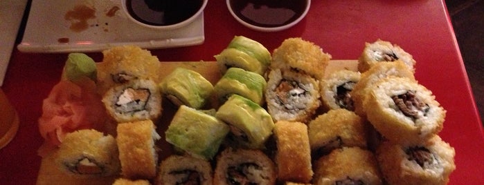 Zuki Sushi Bar is one of Favorite Food.