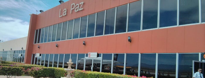 Aeropuerto Manuel Márquez de León (LAP) is one of Lugares favoritos de Yaz.