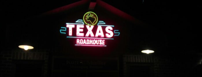 Texas Roadhouse is one of Tempat yang Disukai Brian.