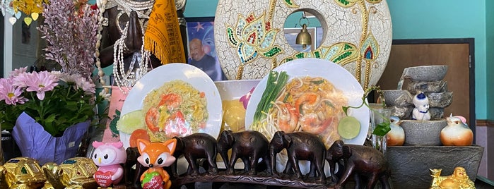 Thai Papaya Restaurant is one of Thailand trip.