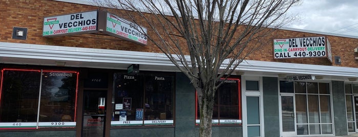 Del Vecchios is one of The 11 Best Popular Lunch Specials in Norfolk.