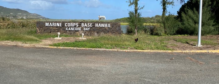 Kaneohe MCBH Back Gate is one of WWII Historic Oahu Sites.